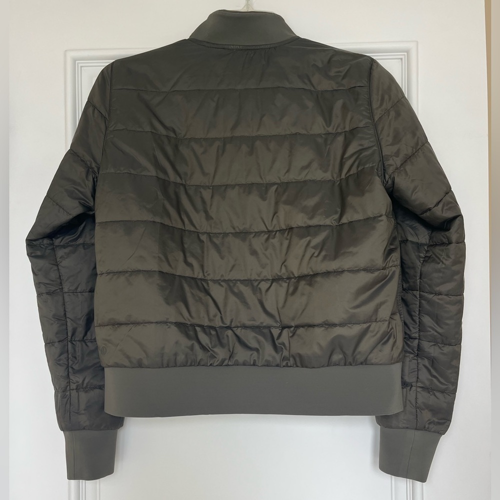 lululemon Non Stop Reversible Bomber Olive Green Women’s 10 EUC - Picture 2 of 7